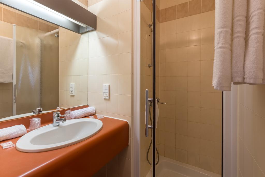 Hotel Aliotel Cazères-sur-lʼAdour